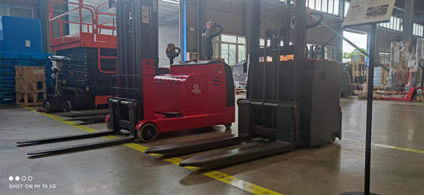  對(duì)揚(yáng)子電叉車我們都要了解那些呢？