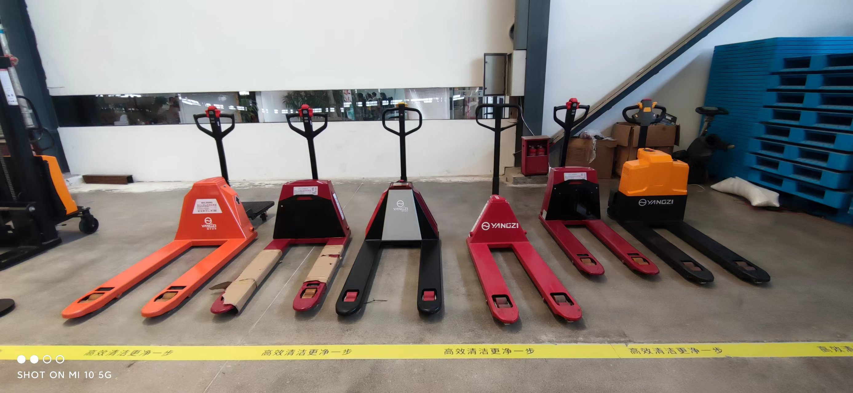 縮短電動叉車廠家電池使用壽命六種錯誤操作 縮短電動叉車廠家電池使用壽命六種錯誤操作